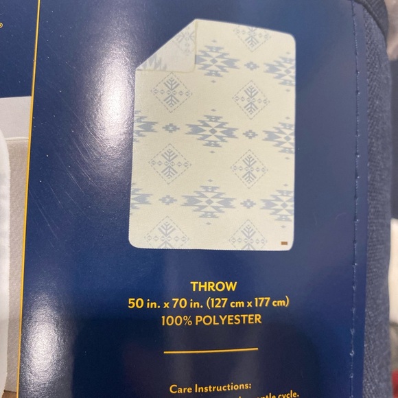 Pendleton throw blanket - Picture 4 of 5